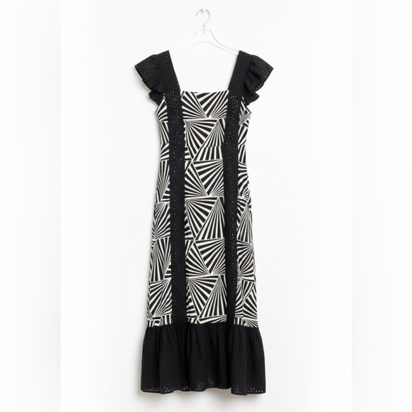 MAISIE Embroidered Chic Black and White Geometric Maxi Dress Sz XS - Picture 2 of 5